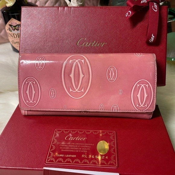MUST DE CARTIER PINK PATENT CALFSKIN LEATHER HAPPY BIRTHDAY WALLET - Picture 2 of 16